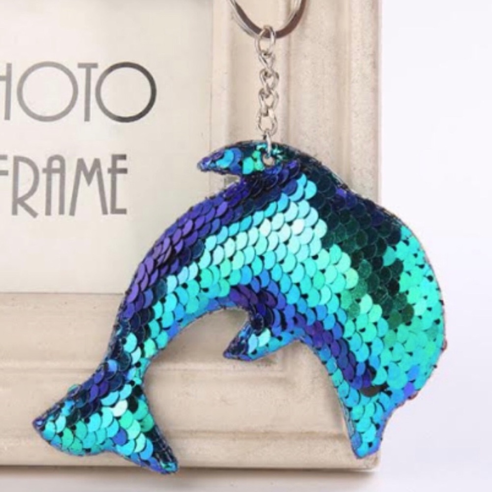 Sequin Dolphin Keychain....2 left !